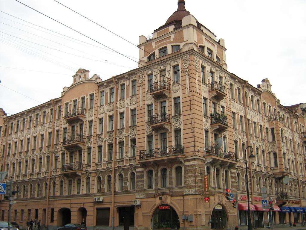 サンクトペテルブルクSutkipeterburg Petrogradskayaアパートメント エクステリア 写真
